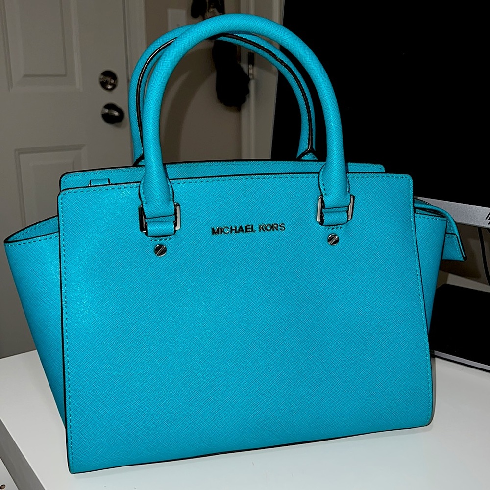 Michael Kors Women Selma Leather Textured Satchel Handbag Turquoise Medium